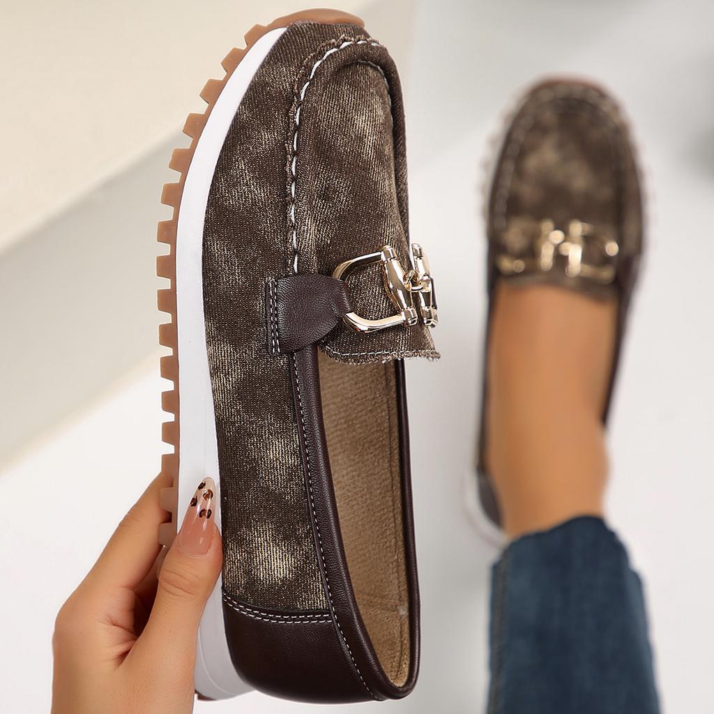 Fashion 2024 New Summer Women Baotou Lightweight Permeable Casual Shoes Women Outdoor Non-slip Vulcanized Slip On Shoes Zapatos De Mujer