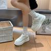 Маффиновая подошва, дышащие одинарные туфли, весна, новая мягкая подошва, универсальные маленькие белые туфли 2025, корейская версия, маленькие кеды, женские