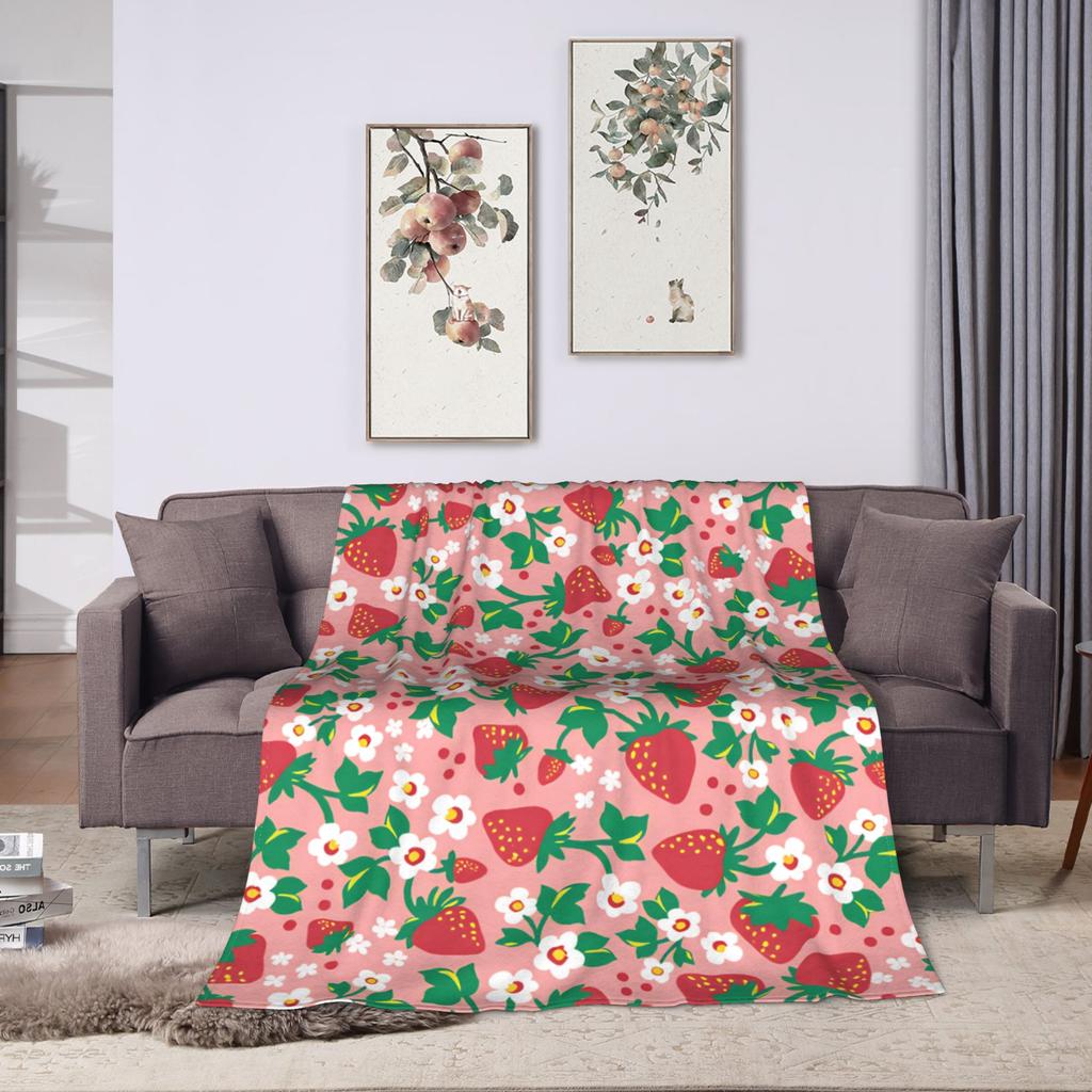 Pink Strawberry Print Flannel Blankets Warm Soft Bedding Throws for Outdoor Picnic Novelty Bedspread Sofa Bed Cover