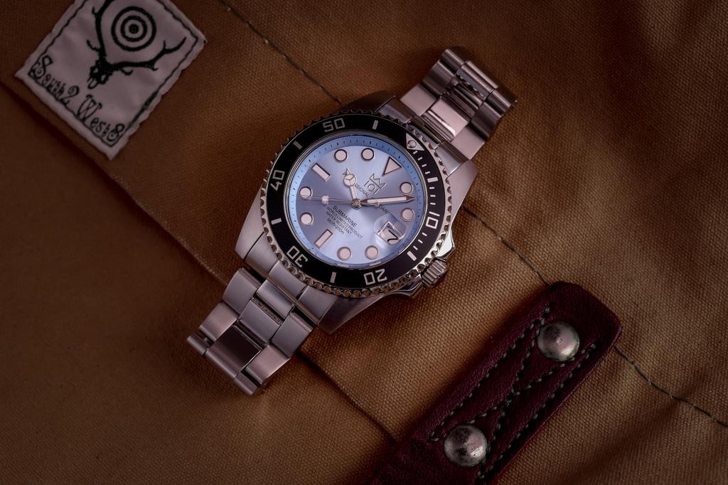 НОВАЯ модель часов Hyakuichi кварцевые часы с дисплеем даты 20 ATM водонепроницаемые часы [HYAKUICHI 101] № 1 дайверские HYAKU1-001 (Голубой лед)