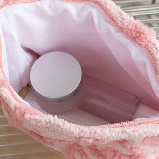 Пушистая косметичка с сердечками для девочек, милая косметичка с узором сердечек, женский плюшевый клатч на молнии для хранения косметики, украшений