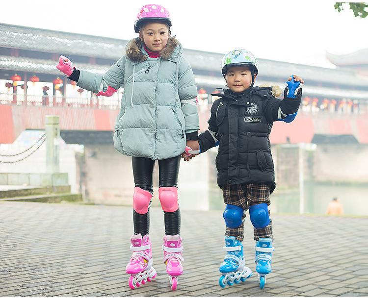 Регулируемые мигающие роликовые коньки для детей, мужчин и женщин - полный комплект