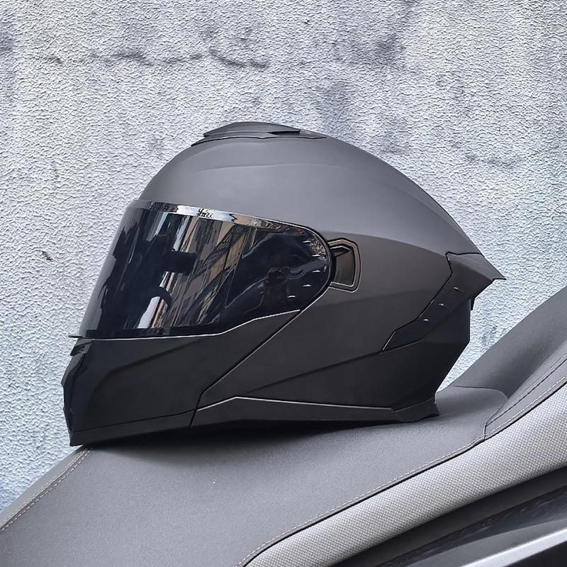 Motorcycle Helmet Men's and Women's Face-off Helmet Summer Locomotive Full Helmet Universal Safety In All Seasons