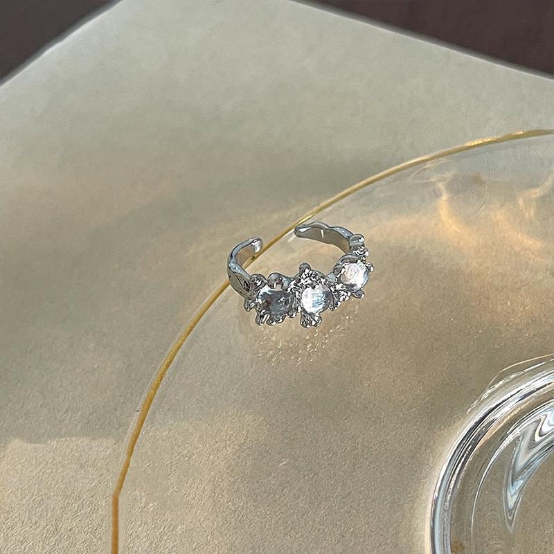 Трендовое геометрическое кольцо с жемчугом для женщин, стильный регулируемый винтажный дизайн на 2023 год