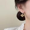 Серьги-кисточки с жемчугом в форме веера из листьев гинкго для женщин - Свежий и роскошный зимний модный аксессуар 2025-2026.