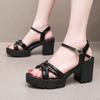 8 см Маленький Большой Размер 33-43 Элегантные Туфли на Толстой Подошве из Лакированной Кожи Сандалии на Платформе 2025 Блочные Сандалии на Высоком Каблуке Офисная Модель