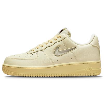 Женские кроссовки Air Force 1 '07 Lx 'Coconut Milk' DO9456-100