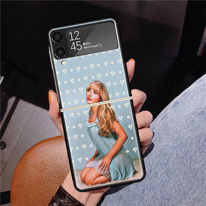 CR66 S-Sabrina C-Carpenter Чехол для телефона для Samsung Z Flip 7 6 5 4 3 Galaxy ZFlip7 ZFlip6 ZFlip5 ZFlip4 ZFlip3 5G Печатный чехол