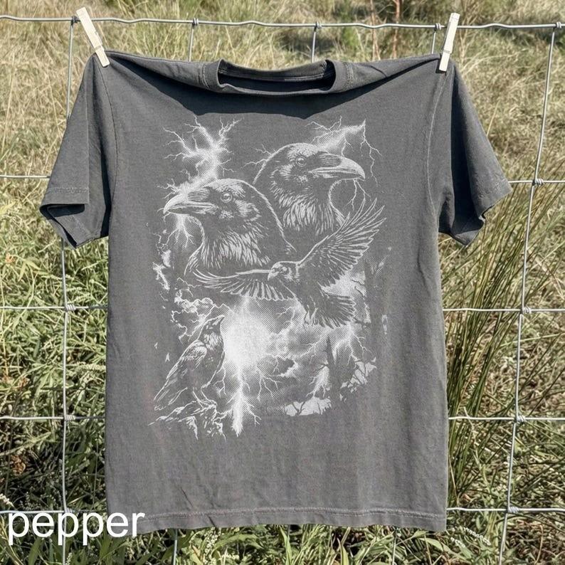 Crow Gothic Vintage 90s Shirt Dark Bird Moon TShirt Mystic Nature Size S3XL Unisex T-Shirt