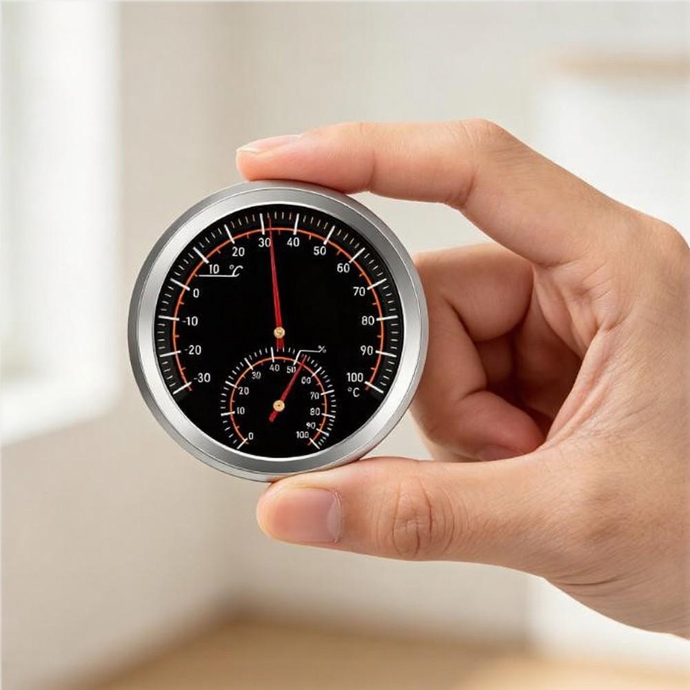 6,7 см Для автомобилей Внутреннее использование В диапазоне от -30°C до 100°C Воздух в салоне Панель приборной панели Наклеиваемый термометр Запасные части Вентиляционное отверстие