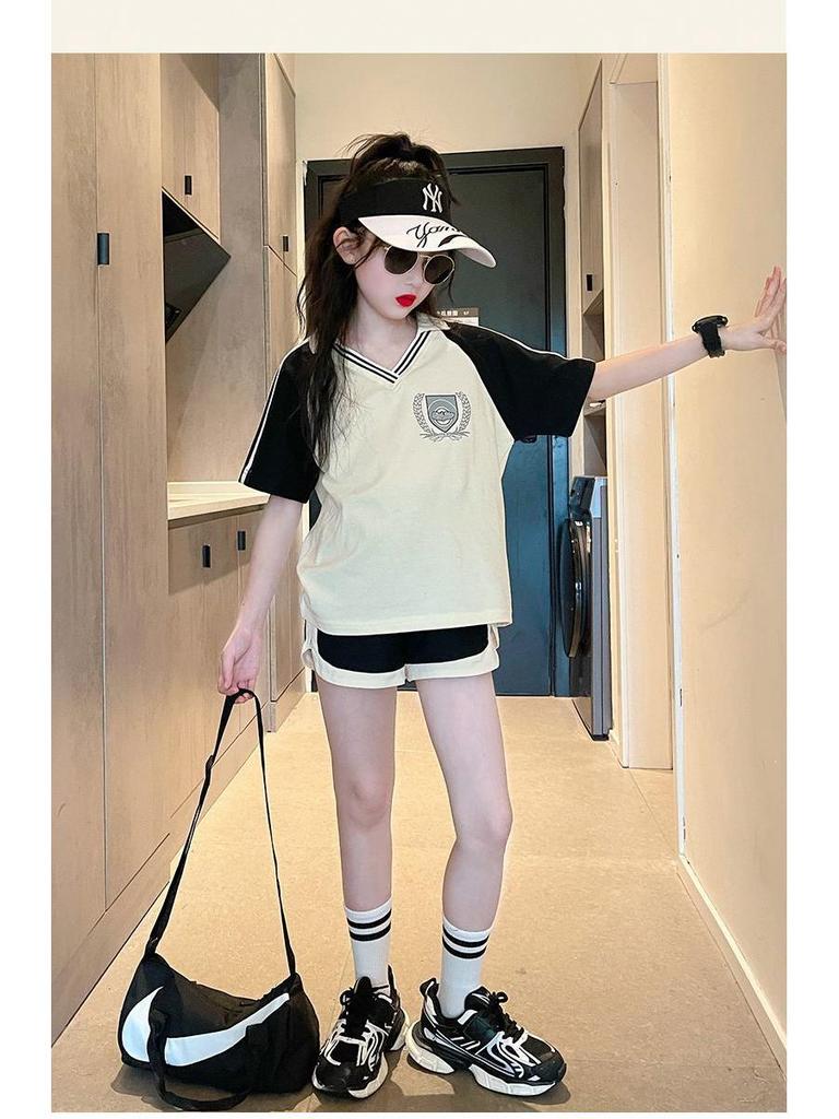 Модная летняя уличная одежда для девочек: Комплект из двух предметов: топ с коротким рукавом и шорты для детей