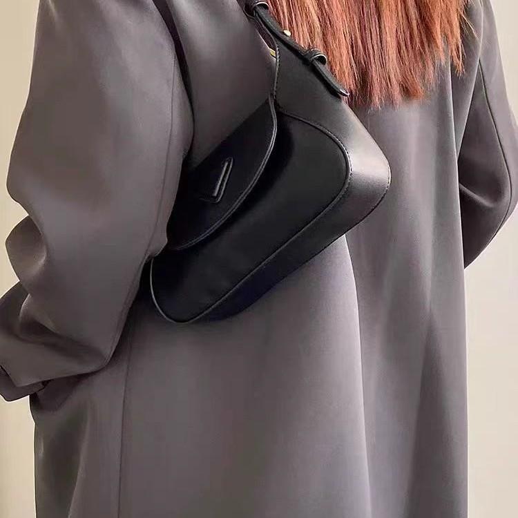 Retro High-end Solid Color Underarm Bag Women's New Fashionable Versatile Single Shoulder Underarm Bag Commuter Handbag