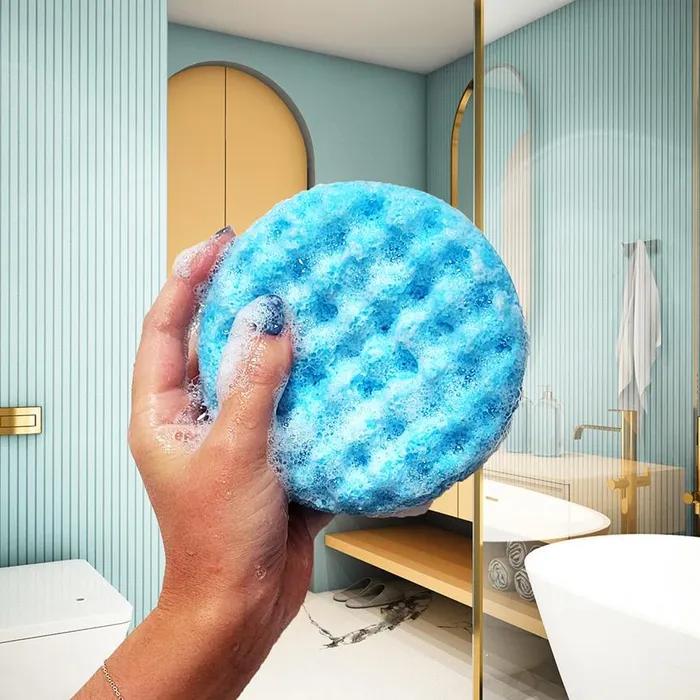 Насыщенный тройным маслом, отшелушивающий увлажняющий очищающий гель для душа с 3 натуральными маслами_Коллекция мочалок для тела Body Buffer