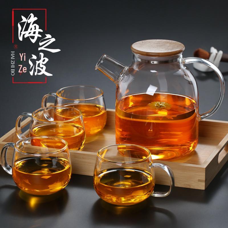 Heat-Resistant Borosilicate Glass Kettle with Bamboo Lid for Hot or Cold Water