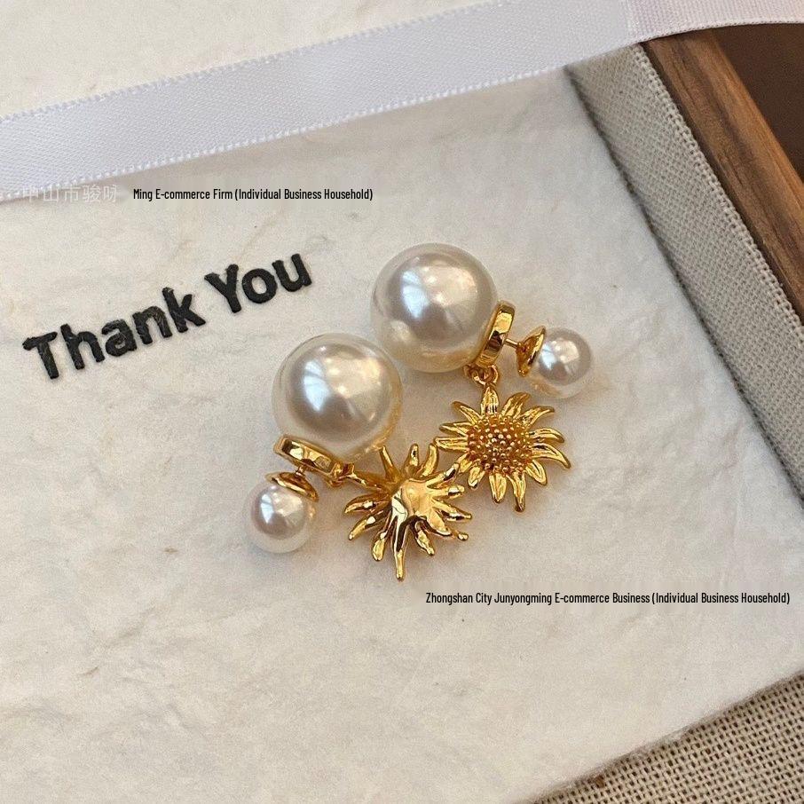 Di Jia D Sunflower Pearl Tassel Stud Earrings - Women's Sweet Cool Style Fashion Jewelry