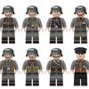 Минифигурки солдат, собирающие военные строительные блоки