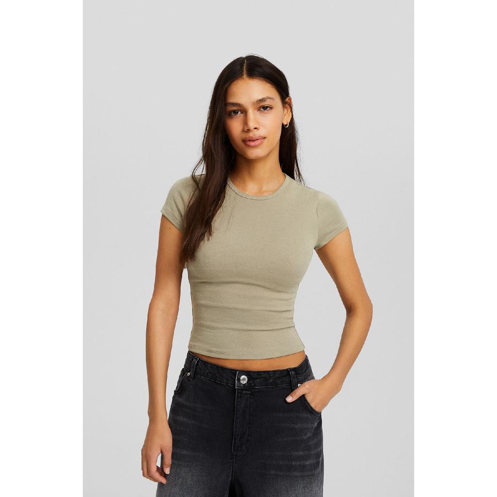 Футболка с коротким рукавом и круглым вырезом