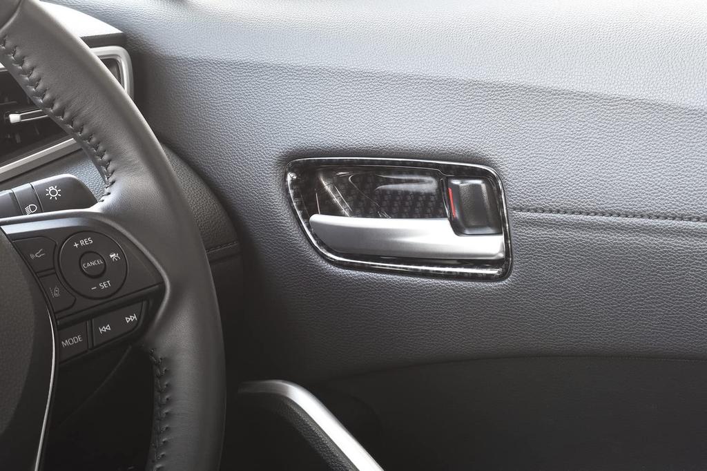 SecondStage Toyota Corolla Cross COROLLA CROSS дверная панель с цифровым карбоновым эффектом T673DCB