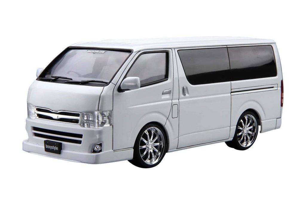 Aoshima Bunka Kyozai The Tuned Car Boxystyle TRH200V Hiace Super GL Пластиковый Модельный Комплект ООО. 1/24 '10