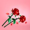 Игрушка LEGO Роза из серии «Ботаническая» - Подарок на день рождения для девочек и мальчиков, возрастом 8, 9, 10 лет, учеников начальной школы. Букет искусственных цветов, Декор, Меж