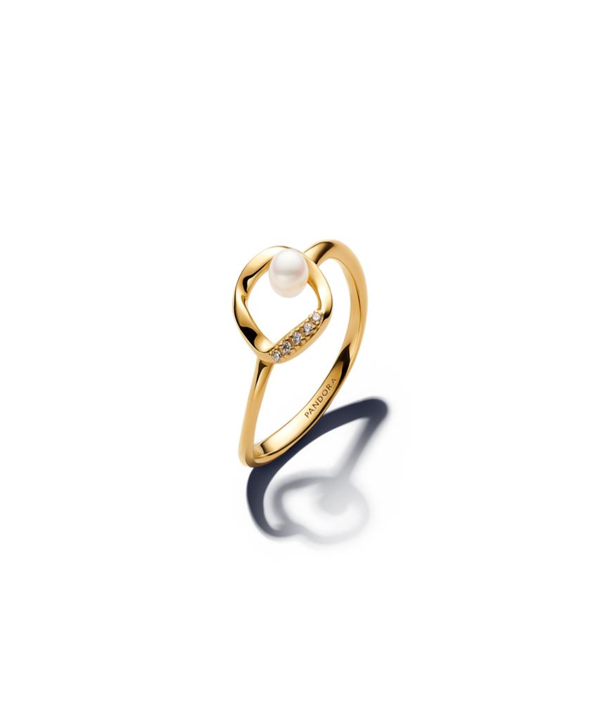 Pandora Organically Shaped Pavé Circle & Treated Freshwater Cultured Pearl Ring_163831C01