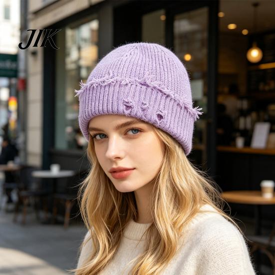 Stylish Graffiti Pattern Cap Winter Knit Hat for Men Women, Chunky Snow Cap, Lightweight Warm Comfortable Hiking Headwear Hats, Unisex Slouchy