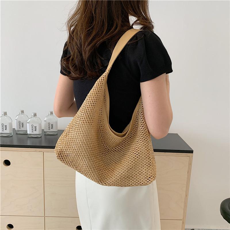 Straw Bucket Bag for Women Handwoven Woven Shoulder Bag Casual Underarm Tote Large Capacity Solid Color for Vacation and Daily Use