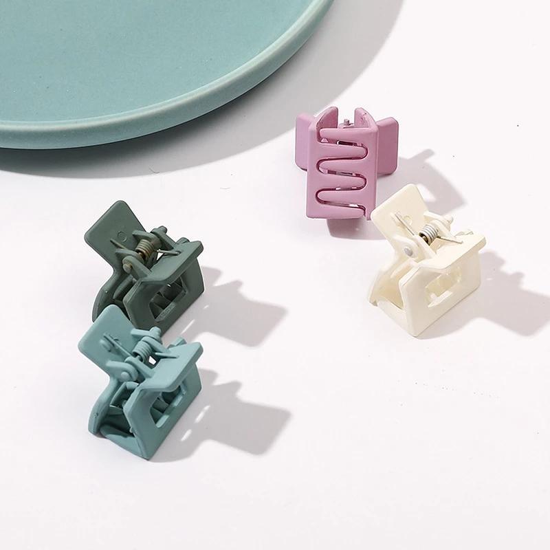 Маленькие квадратные когти для волос, матовая заколка для волос, простые заколки с геометрической формой, зажим для хвоста, аксессуары для волос в виде крабов для женщин