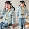 Теплая хлопковая одежда для девочек, в иностранном стиле, зимняя, детская, укороченная хлопковая куртка с утолщением, детские осенние милые пальто с синим цветочным принтом