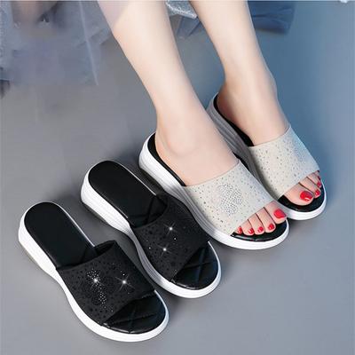 Модные женские тапочки 2024 года, летние туфли на платформе с открытым носком и стразами, повседневные туфли на высоком каблуке с защитой от скольжения