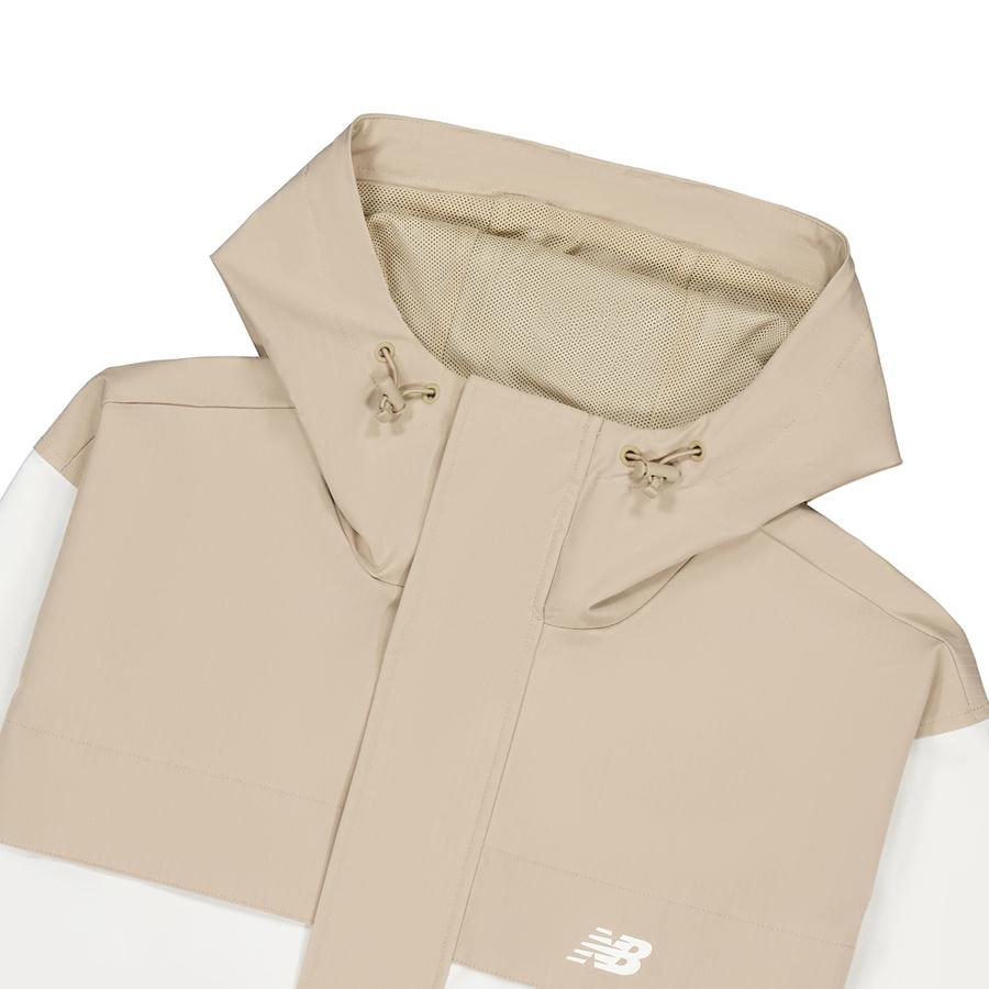New Balance Куртка унисекс белая AMJ43313-CIC