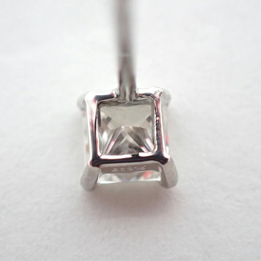 [Б/у] Серьги из платины 900 пробы с бриллиантами огранки «принцесса»/g441-53