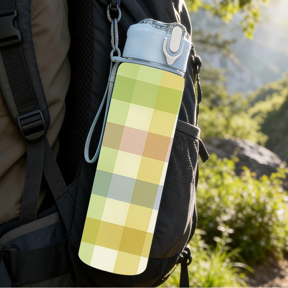 1PC Soft Plaid Check Pattern 750ml Color Plastic Sports Water Bottle Leakproof Flip Straw Lid Suitable for Sports Office Home Use
