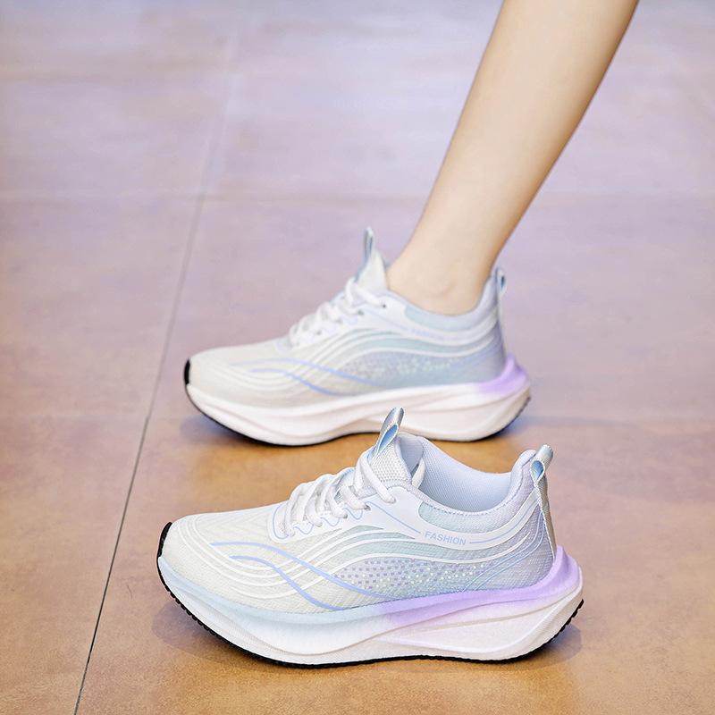 New women's shoes sneakers women's 2026 new spring fitness soft sole shock absorption lightweight student running shoes