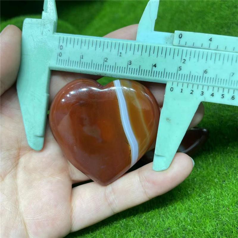 1 шт. Натуральный кристалл сердолика Красный агат Сердцевидное украшение любви Подарок Самоцвет Ремесла Лечение Энергия Палмстоун Сделай сам Домашний декор