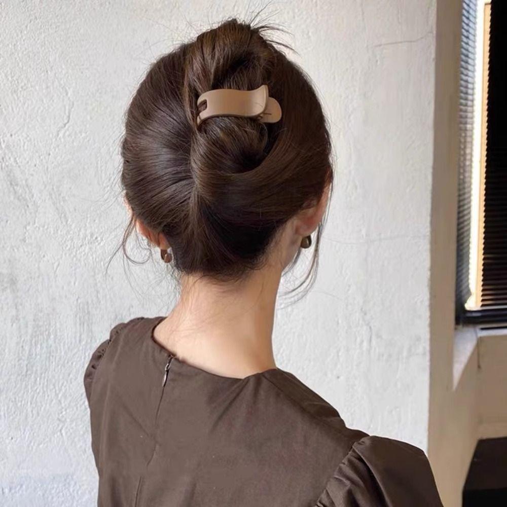 Solid Color Small Hair Claw Clips Simple Barrette Fashion Ponytail Hair Clip  Women