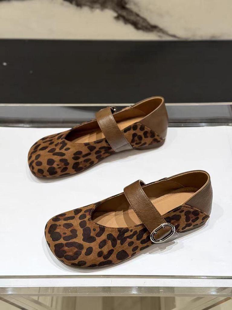 Туфли Мэри Джейн из мягкой кожи с леопардовым принтом, осень 2025: Удобная, универсальная, ретро обувь с низким вырезом для женщин