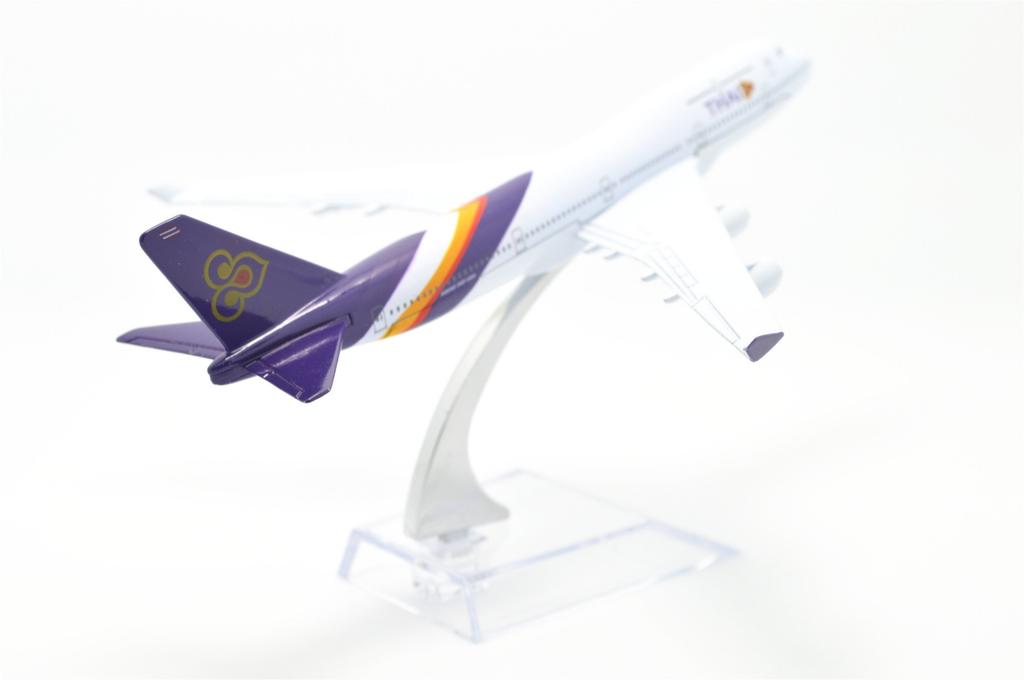ДИНАСТИЯ ТАН 16 см Модель самолета Thai Airways B747 из сплава 1/400