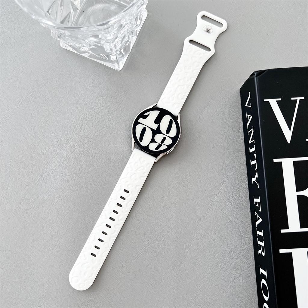 Ремешок с леопардовой гравировкой 20 мм, 22 мм для Samsung Galaxy Watch 6, 5, 4, 40 мм, 44 мм, силиконовый милый ремешок Gear S3 6, классический, 43 мм, 47 мм, Active 2