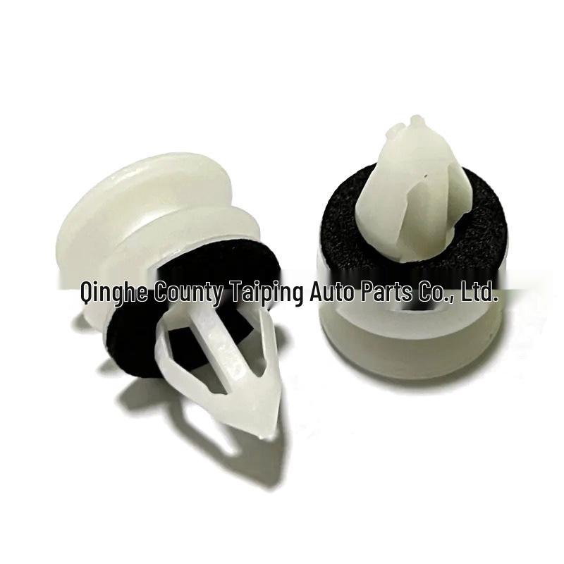 Клипса внутренней дверной панели Ford Focus Хэтчбек/Седан