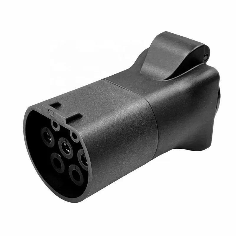 V2L Discharger TYPE 2 to 220V Universal / Schuko Socket EV Car Discharger Adapter for MG ZS MG5 MG4 Marvel R