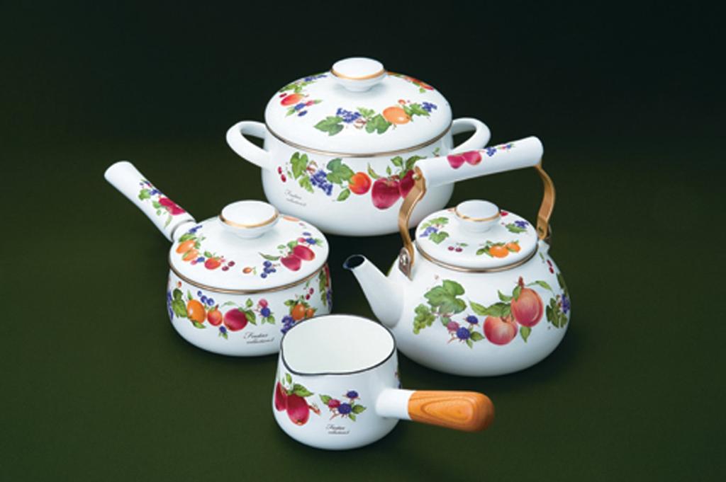 Fuji Enamel One Hand Pot 16cm Fruitus Collection 2 FTC-16S