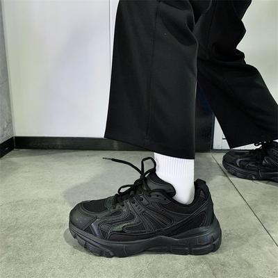 Обувь женская легкая на платформе в гонконгском стиле кроссовки папины женская 2025 новая весна черная в стиле кампус парная повседневная обувь