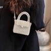 Pure Hand-woven Dinner Bag Female French Retro Fairy Pearl Bag Show Show Style Hand-carried Shoulder Oblique Span Bag