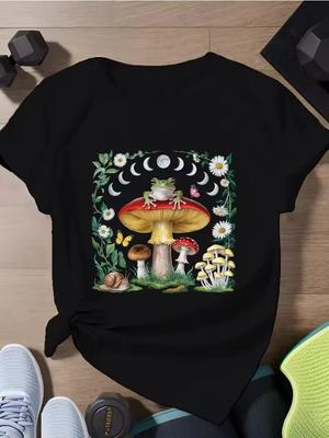 Aesthetic Frog Mushroom Graphic T-Shirt Retro Forest Life Tee Summer Short Sleeve Casual Harajuku Style Women Top