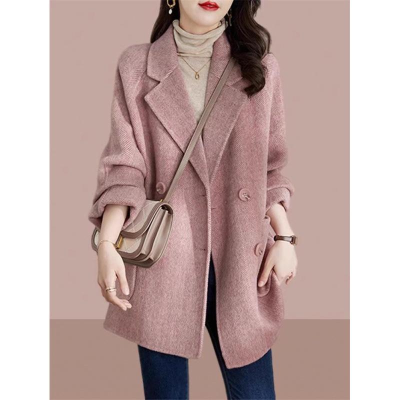 FASHION Korean version of foreign style Hepburn style high-end coat coat women's 2024 new design lazy style coat Clothes