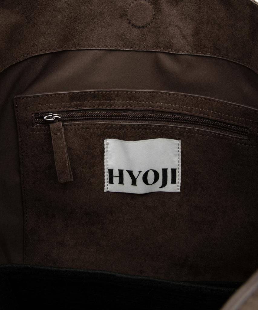 Замшевая сумка через плечо Hyoji