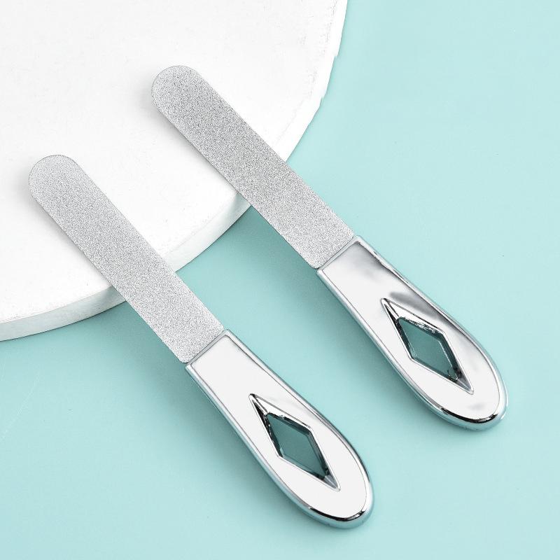 Пилочки для ногтей из нержавеющей стали Двусторонние пилочки для ногтей Ручка с противоскользящим покрытием Пилочка для ногтей с алмазным напылением Легко наждачные доски