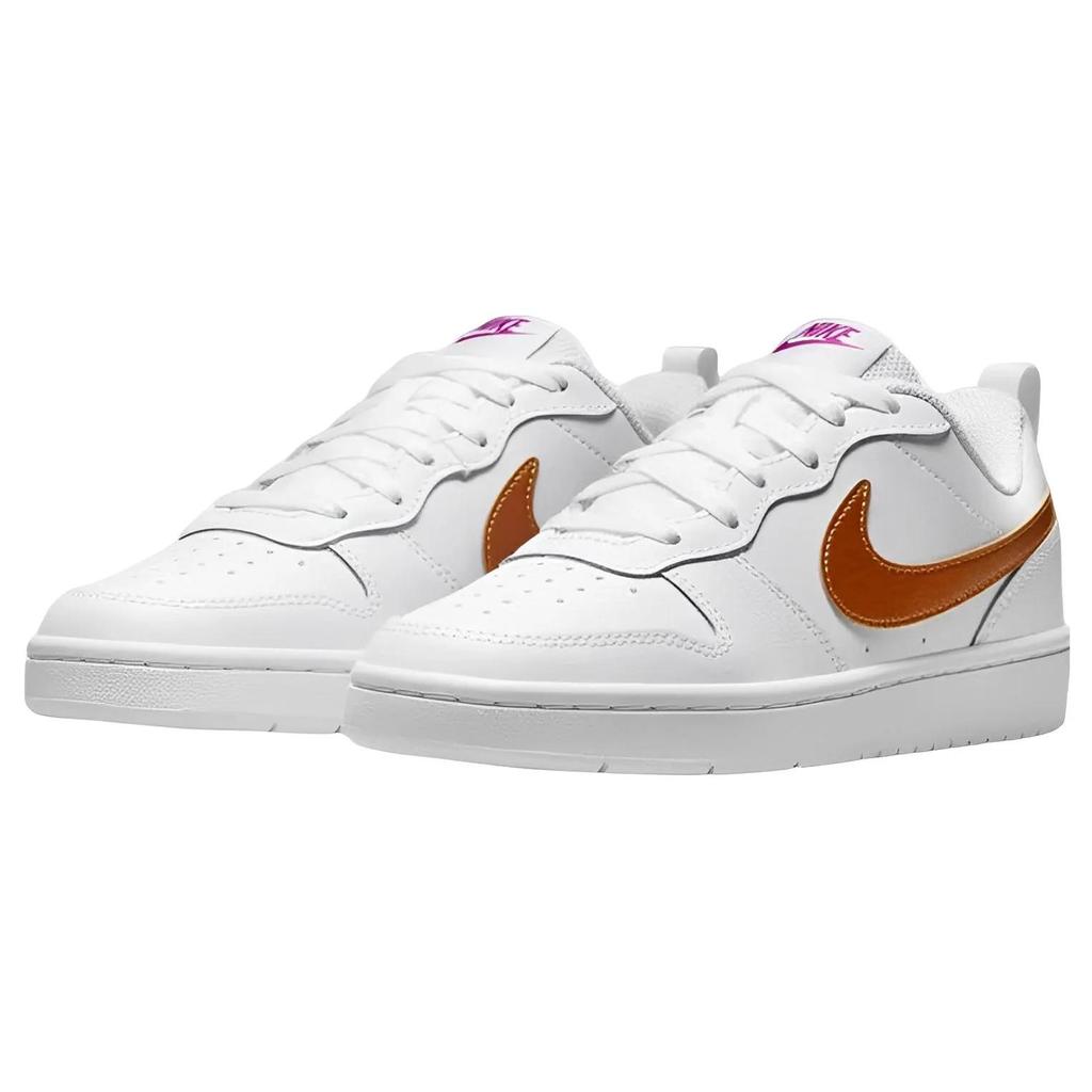 Nike Court Borough Low 2 SE для школьников 'Белый Металлик Медь' (унисекс) Белые / Ярко-фиолетовые / Металлик Медные Детские скейтбордические кроссовки