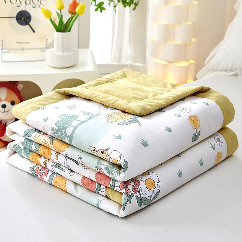 Summer Cool Thin Quilt Machine Washable Soft Skin Friendly Blanket for Adult Bed Comforter Air Conditioning Four-season Quilt